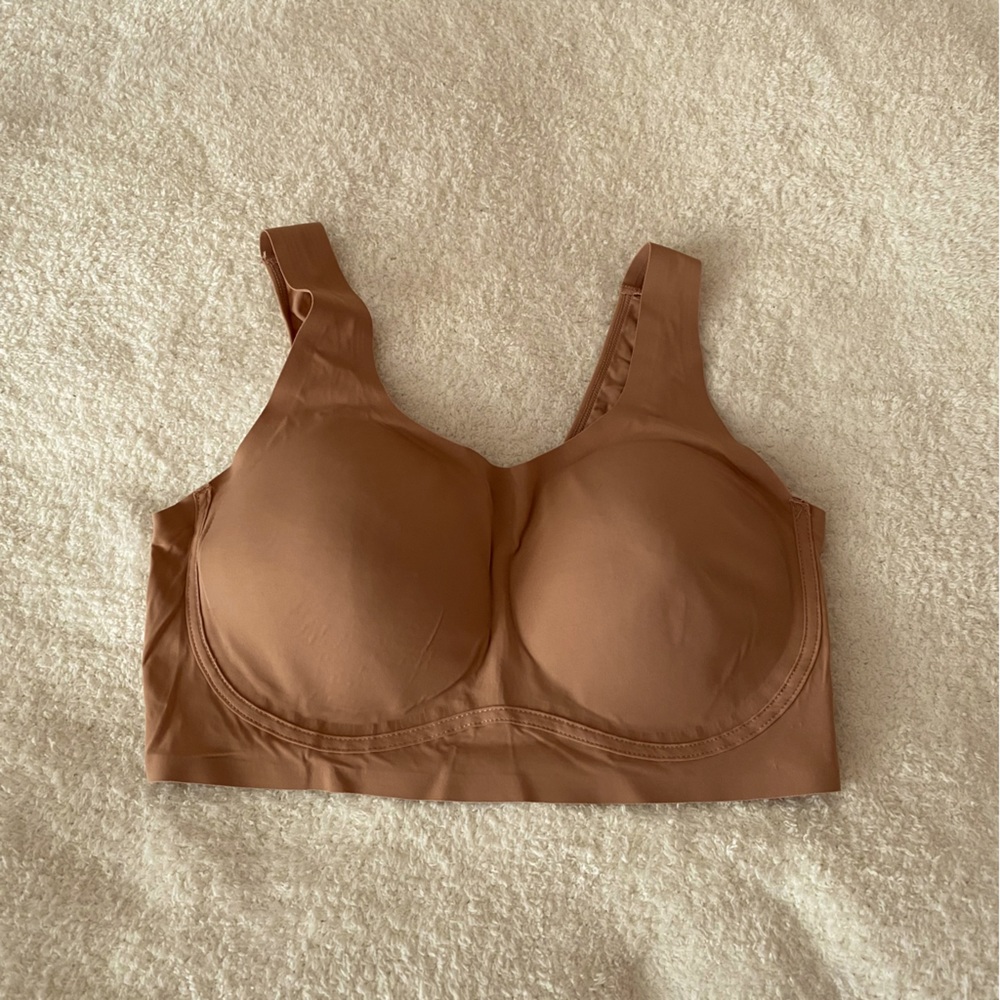True & Co. scoop neck bra